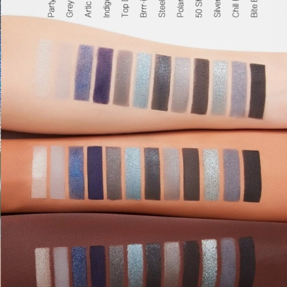NWT SheGlam Exotic Winter Blue Eyeshadow - Picture 3 of 7
